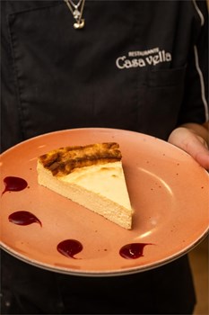 Baked Cheesecake - Image 1